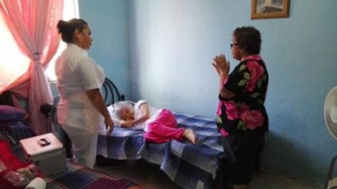 DIF de Nuevo Laredo atiende a mujer de 124 años