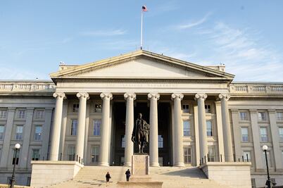 Departamento del Tesoro de EU y UIF anuncian sanciones contra 19 personas y empresas por narcotráfico, incluyen al exatleta Ryan Wedding