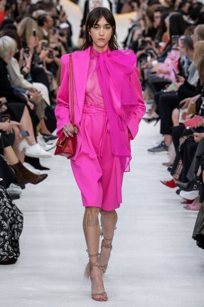 Los trajes con bermuda serán tendencia y te decimos cómo usarlos