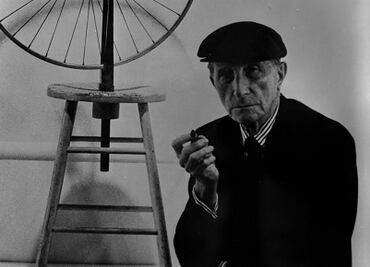 Cyrano de Bergerac y Marcel Duchamp, en un día como hoy