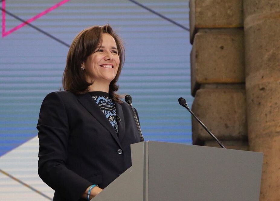 Margarita Zavala felicita a López Obrador por su triunfo