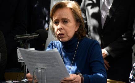 FGR acusa a María Amparo Casar de uso ilícito de atribuciones por pensión vitalicia; comparecerá en el reclusorio Oriente