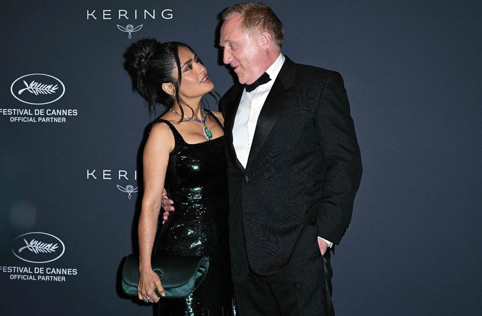 Salma Hayek Pinault y Francois-Henri Pinault en al cena "Kerrin Woman in Motion" en Cannes.
Foto: AFP