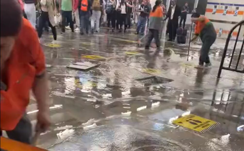 Metro Cuatro Caminos inundado. Foto: Captura de video