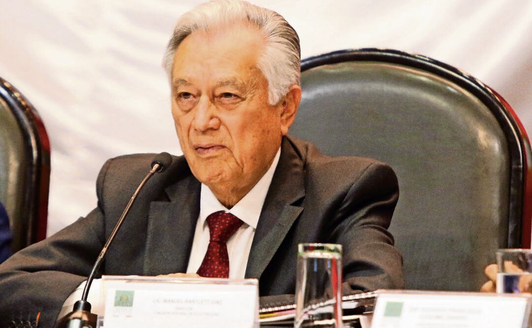 Manuel Bartlett was embroiled in an investigation last year when it was said that he failed to disclose his wealth but was exonerated by Irma Eréndira Sandoval - Photo: Carlos Mejía/ELUNIVERSAL