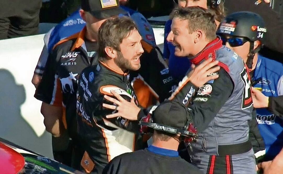El encontronazo entre Dani y Michael McDowell fue frenado. Foto: NASCAR