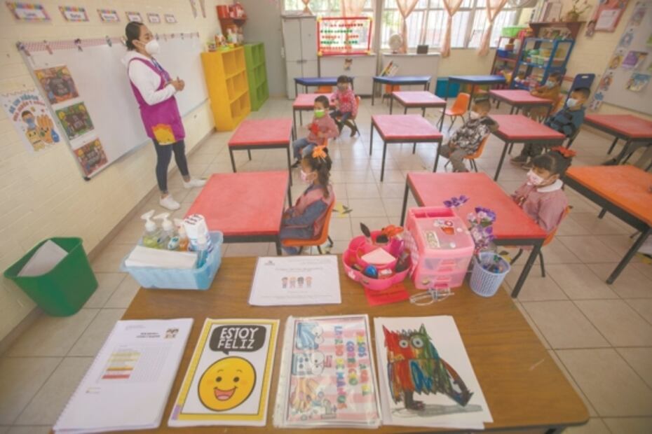 Un retorno a las aulas sin risas y gritos de los niños