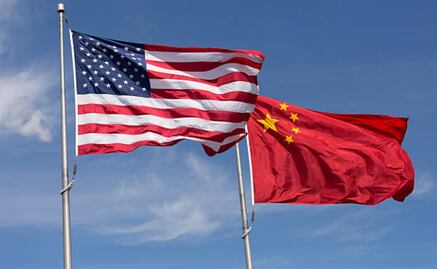 Estudiantes chinos repudian "ley de exclusión"; EU anuncia revocación de visas