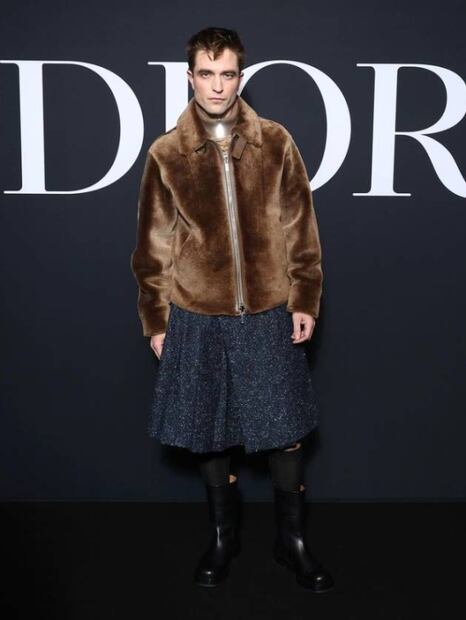 Cuestionan look con falda de de Robert Pattinson: "Eres Batman, no puedes usar esto"