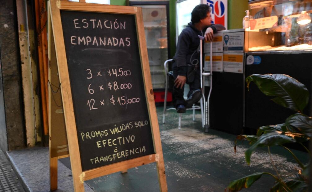 Precio de las empanadas en restaurante de Buenos Aires, Argentina. Foto: AFP