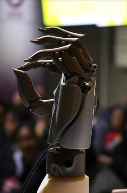 Imprimen prótesis biónicas en 3D con tecnología del IPN