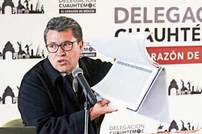 A consulta, la gestión de  Monreal, pide PRD
