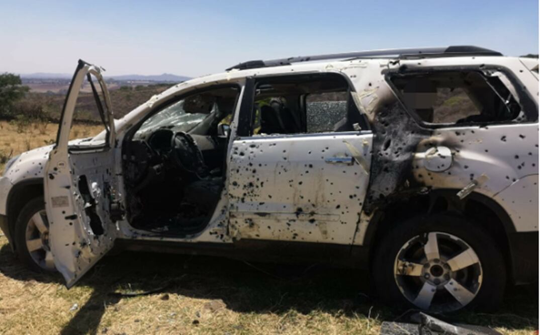 Elementos de la Guardia Nacional encontraron también un vehículo con diversos impactos de arma de fuego. Foto: Especial