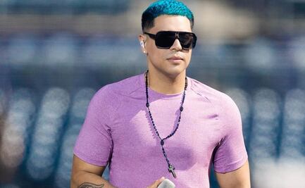 Eduin Caz, de Grupo Firme, explota tras ser  golpeado con un celular en pleno escenario