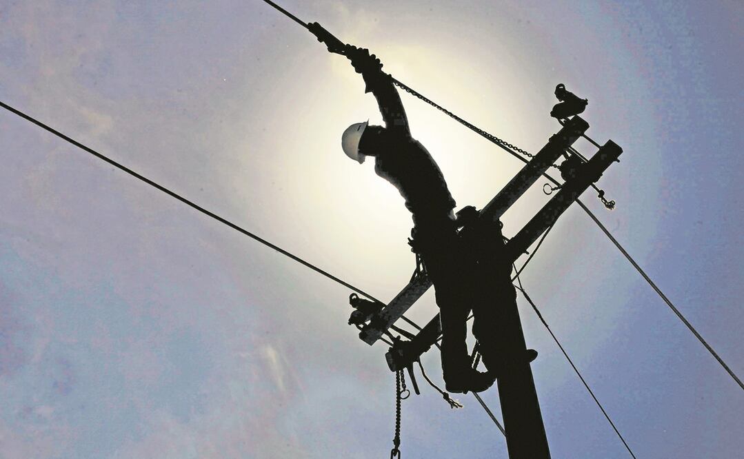 La propuesta de reforma busca fortalecer a la CFE. Foto: ARCHIVO EL UNIVERSAL