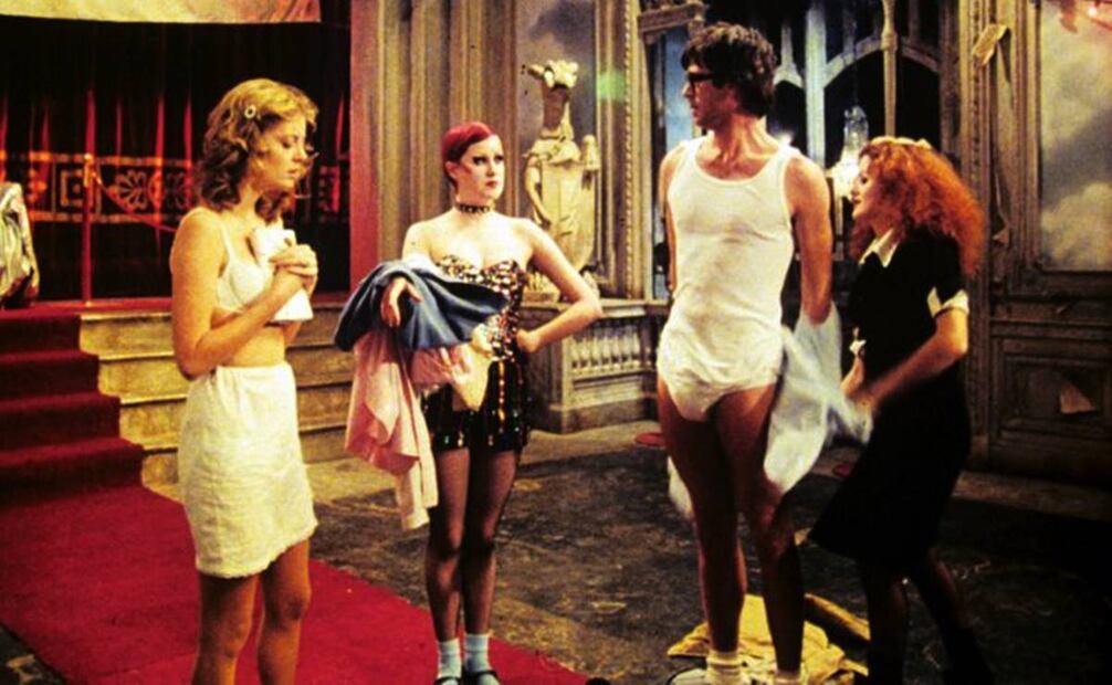 Para la película, lo interesante no es tanto mostrar piel, sino resaltar que hay quienes están dispuestos a reclamarle a su pareja una infidelidad, a pesar de haberles hecho lo mismo. Pinterest.