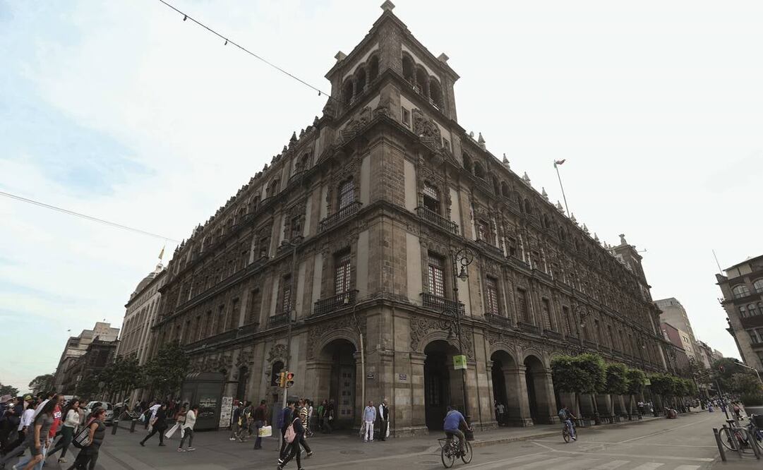 El gobierno capitalino ahorró en equipo de cómputo, internet y hasta en fotocopiado. Foto: Archivo/ EL UNIVERSAL