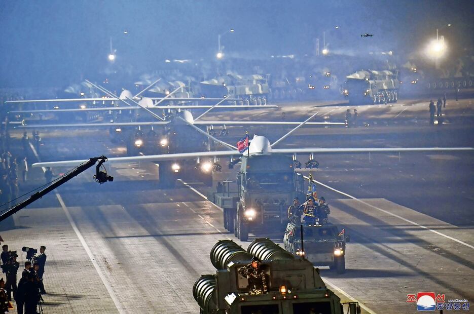 Un dron de ataque, en un desfile en la plaza Kim Il-sung en Pyongyang. Foto: AFP