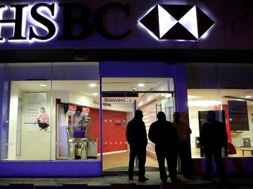 Fin de semana complicado para HSBC; se mantienen fallas en tarjetas de débito