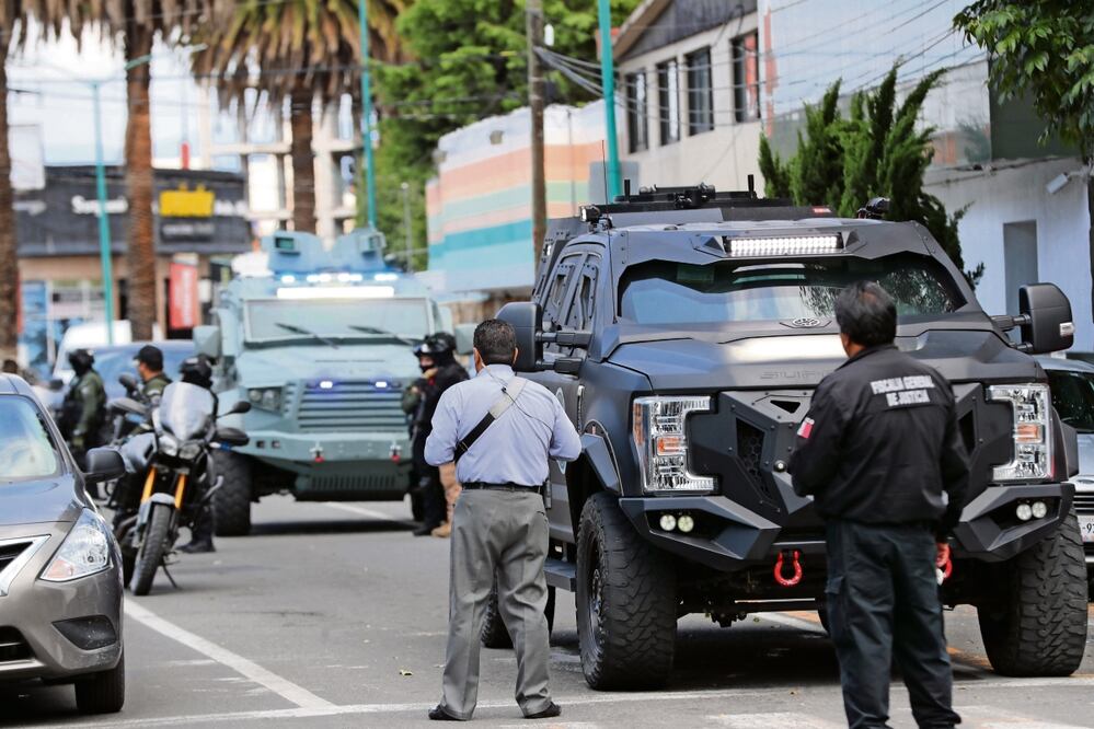 Los detenidos fueron trasladados a la Fiscalía General de Justicia, en el centro de Toluca. Foto: Jorge Alvarado / EL UNIVERSAL