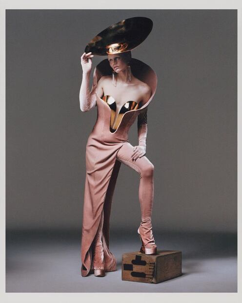 Look de la colección Beyoncé x Balmain / Foto: Instagram @Balmain