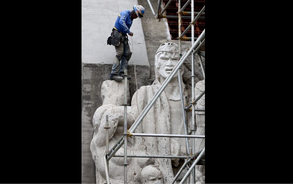 Restauran el Monumento a la Raza. Foto: Valente Rosas/EL UNIVERSAL