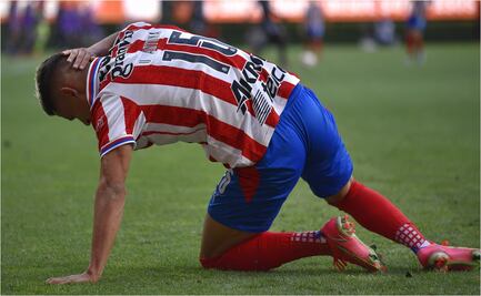 Uriel Antuna sufre con la afición de Chivas