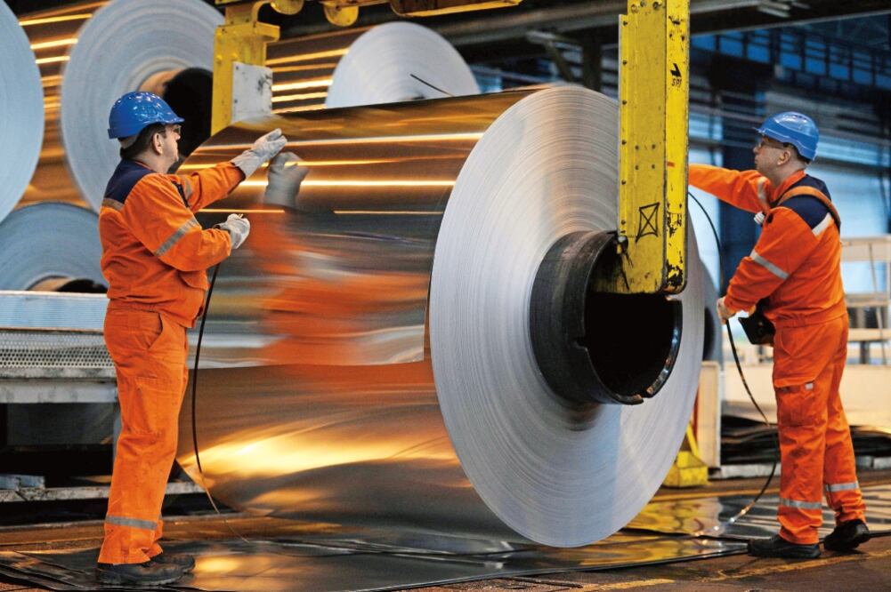 El representante del Partido Republicano en México asegura que la industria en EU ha sido afectada con la obligación de adquirir sólo acero de su país. (ARCHIVO EL UNIVERSAL)