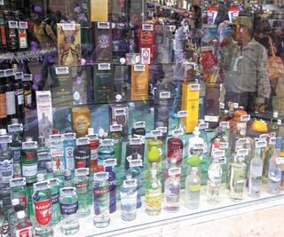 Desatino, cambiar IEPS de bebidas alcohólicas: SHCP