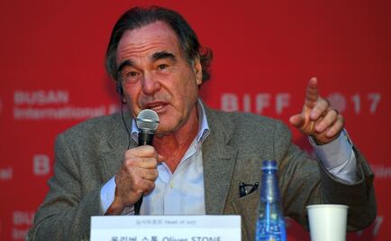 Oliver Stone, cauteloso al hablar de Harvey Weinstein
