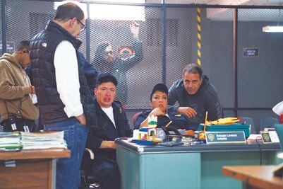 "Oríllese a la orilla": Brayan y Toña se pasan del lado de la justicia