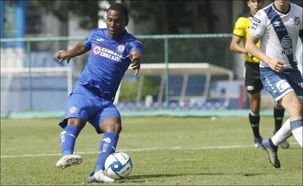 Bryan Ángulo, un 'Benzema ecuatoriano' en Cruz Azul