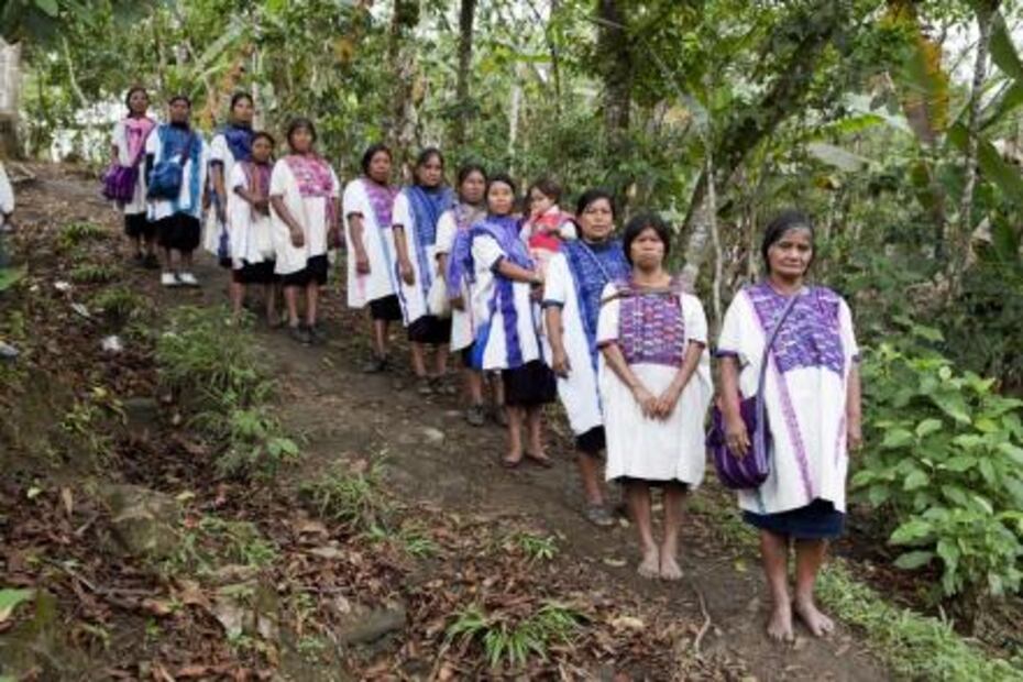 Carla Fernández, la diseñadora que no explota a los artesanos