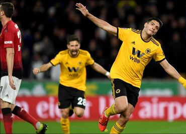 Raúl Jiménez, enlistado entre los mejores de la Premier League