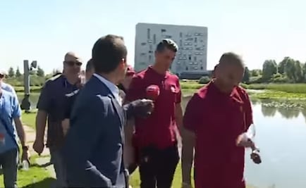 Exigen a Portugal y a CR7 disculpa por lanzar micrófono