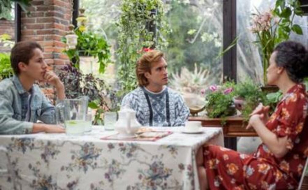 Luismi pudo haber pisado la cárcel por su padre, según episodio 7 de la serie