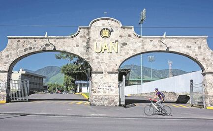 Quitan a ex rector de Universidad Autónoma de Nayarit fincas con valor de 7.5 mdp