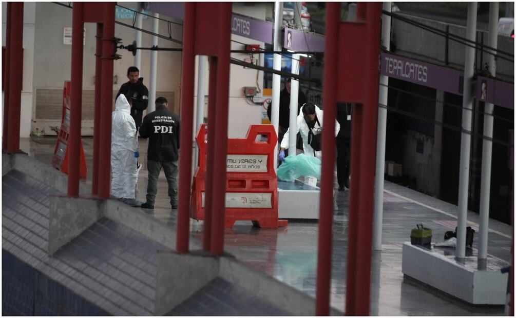 Un hombre fue ejecutado en andenes del metro Tepalcates del Sistema de Transporte Colectivo Metro. Foto: Francisco Rodríguez / EL UNIVERSAL