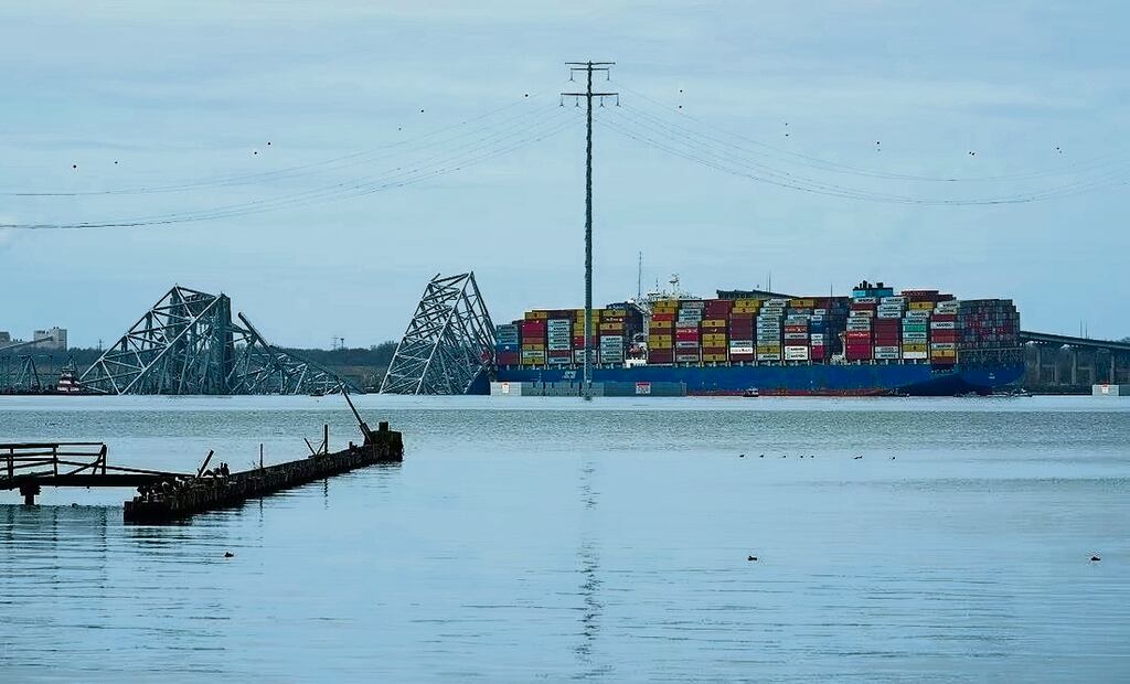 Se desploma puente en Baltimore