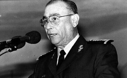 Muere ex secretario de Defensa, Antonio Riviello 