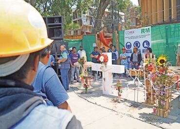 Día de la Santa Cruz: ¿Cuál es su origen y por qué se le relaciona con los albañiles?