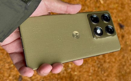 Motorola presenta Signature que presume “la mejor cámara de la historia”