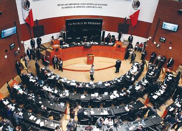 Empujan en Senado iniciativa de EPN
