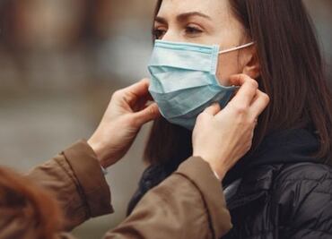 Aumento de casos de covid en México: ¿cuántos días puede contagiar una persona positiva al virus?