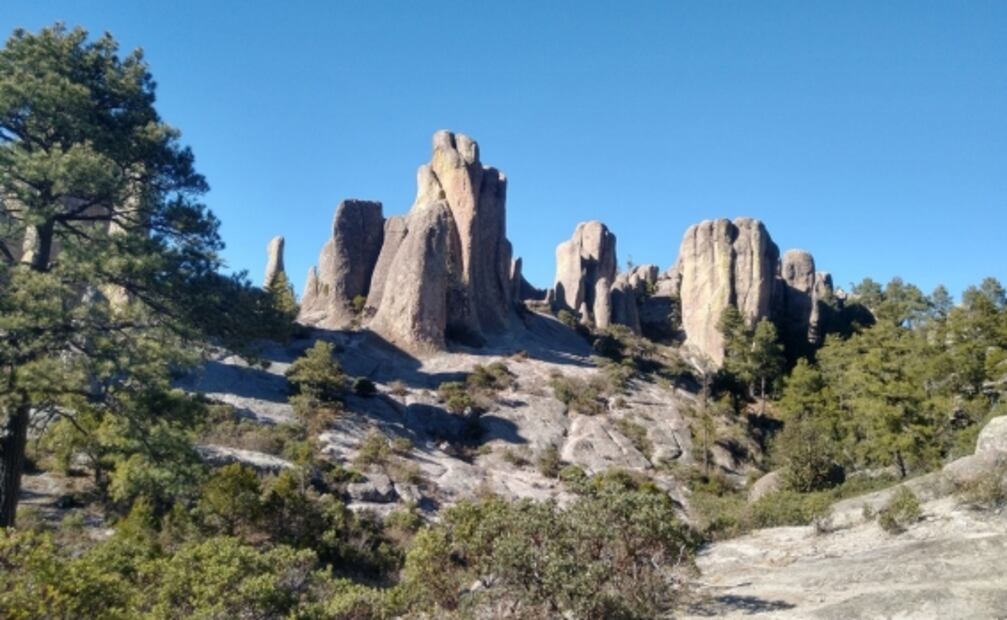 Valle de los Monjes: gigantescas formaciones en las Barrancas del Cobre