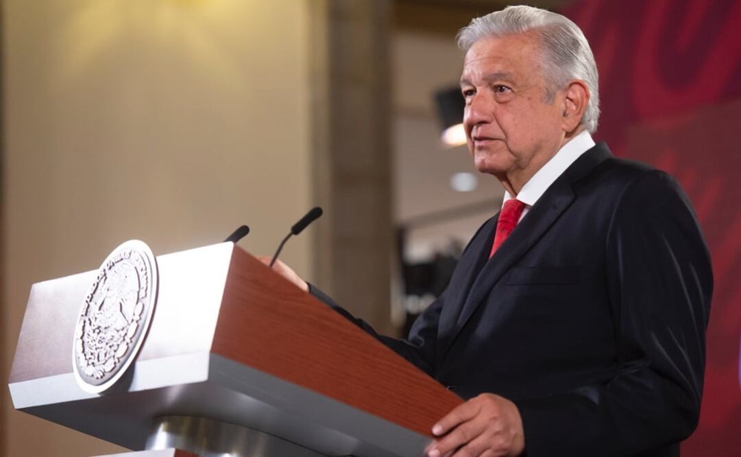“Ya llevamos como 60 mil escuelas en donde se entregan los presupuestos de manera directa”, dijo López Obrador. Foto: Presidencia