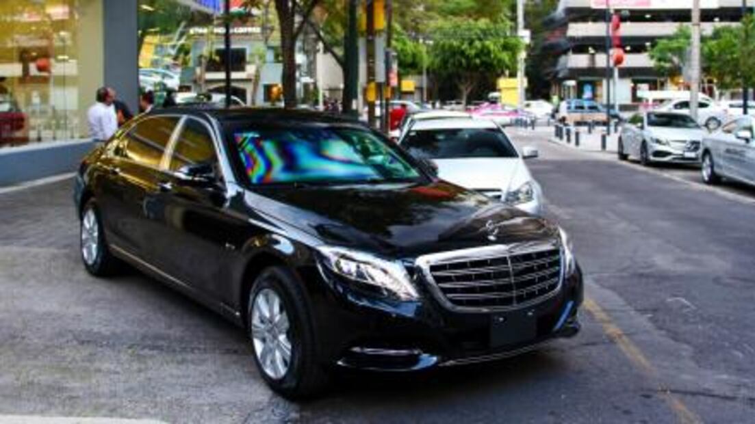 Cómo son las camionetas blindadas que venderá AMLO