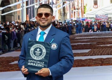 Tlaxcala rompe Récord Guinness por el pan de fiesta más grande del mundo