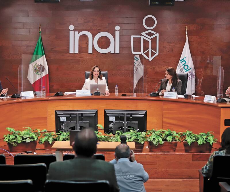 El pleno del Inai instruyó a la SFP dar a conocer los casos que proporcio nan alertadores de corrupción, sin identificar a quienes hacen las denuncias. ARCHIVO EL UNIVERSAL