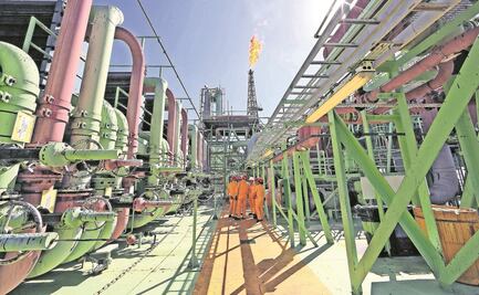 Precio del petróleo mexicano repunta 4.8%; se vende a 16 dls. por barril